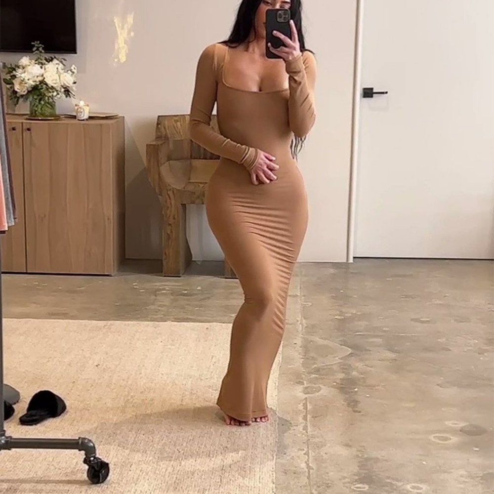 SKIMS  Soft Lounge Long-Sleeve Dress in Camel | XL